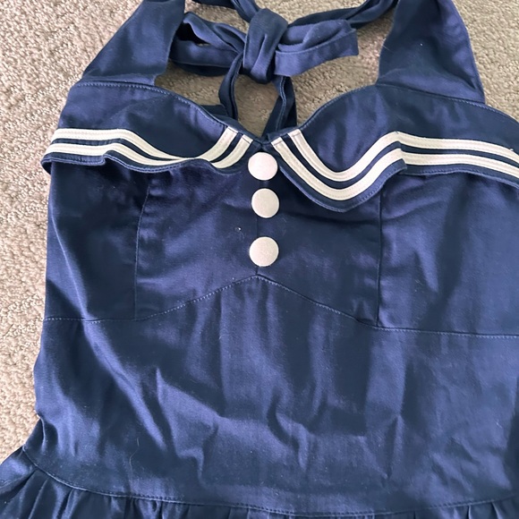 Hell Bunny Vixen dress - Picture 3 of 5